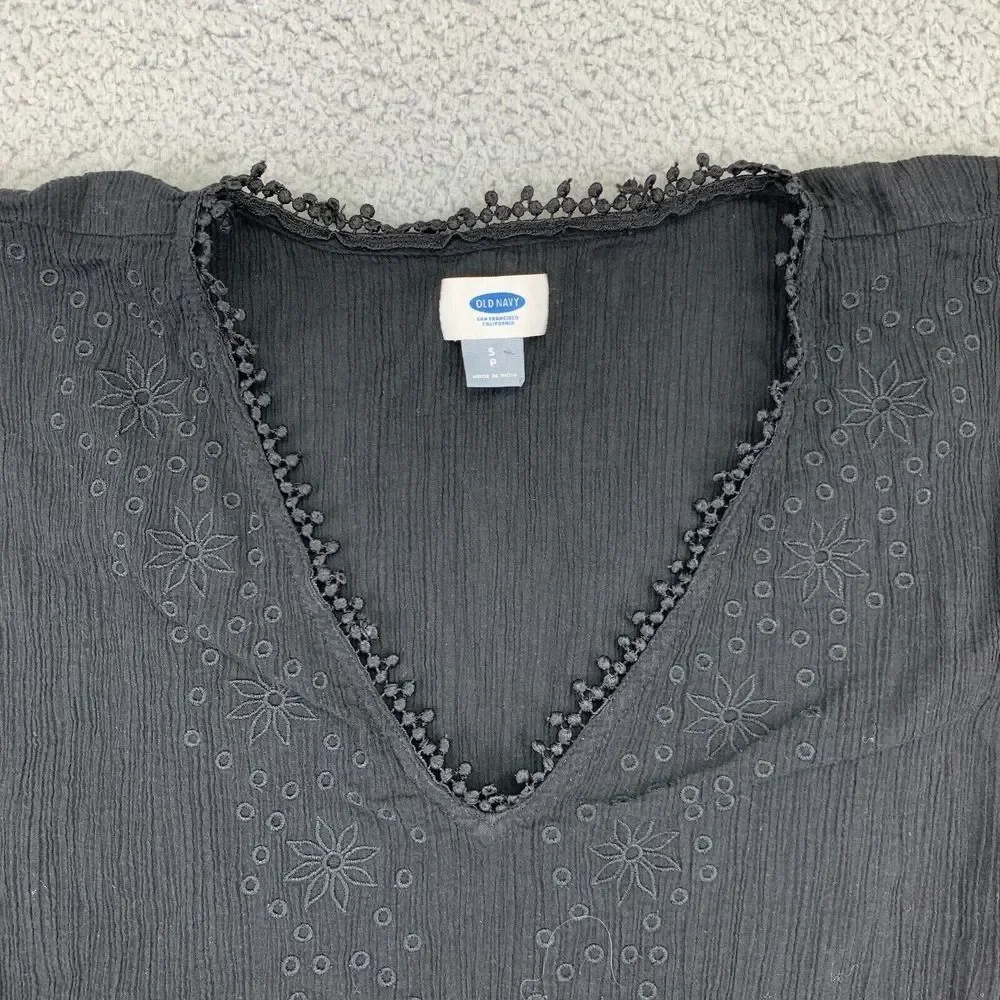 Old Navy Pullover Womens Small Black‎ Cap Sleeve Beach Cover Up V-Neck Embroider